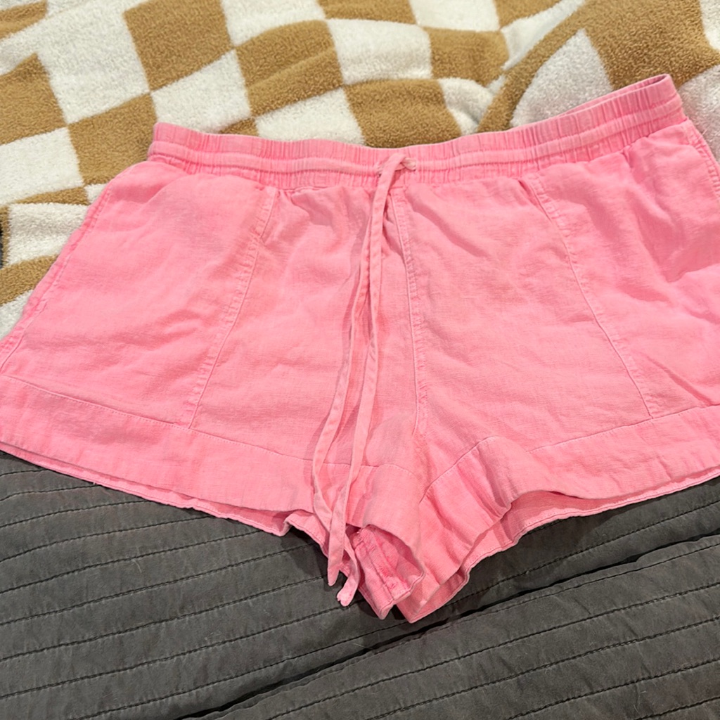 Universal Thread Pull On Shorts